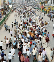 Manifestants lundi  Dhaka