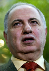 Ahmad Chalabi, prsident du comit d'radication du Baas